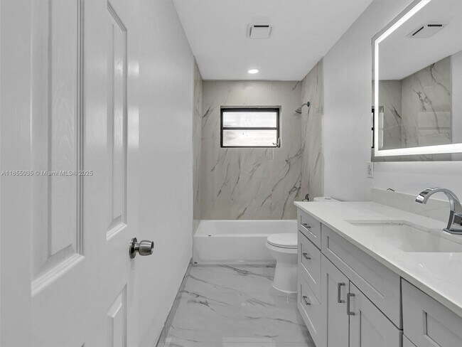 Building Photo - 19021 NW 23rd Ct