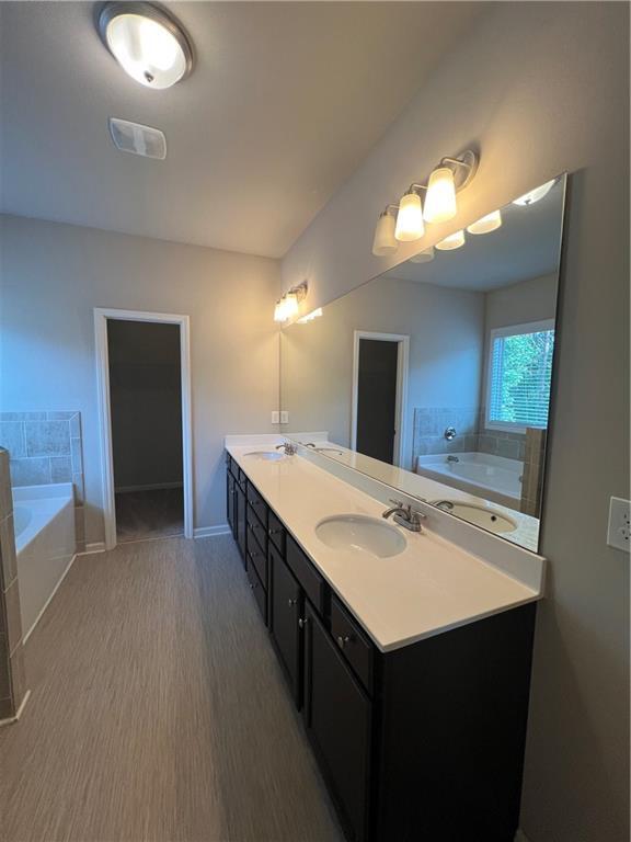 Building Photo - 7881 Silk Tree Pointe