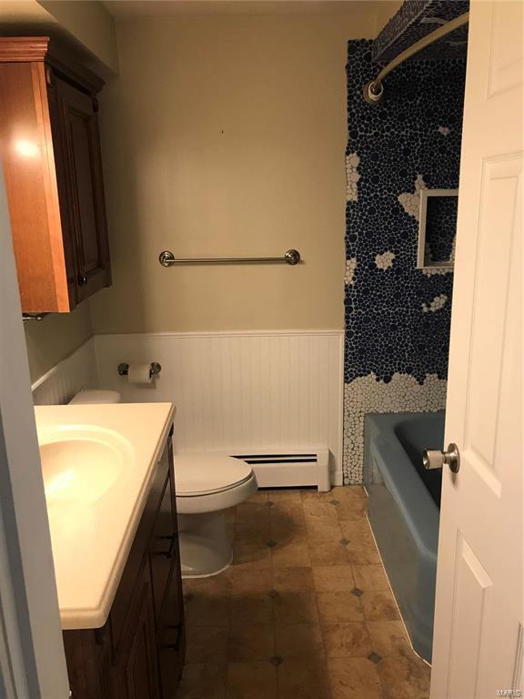 Building Photo - 360 Old Meramec Station Rd.