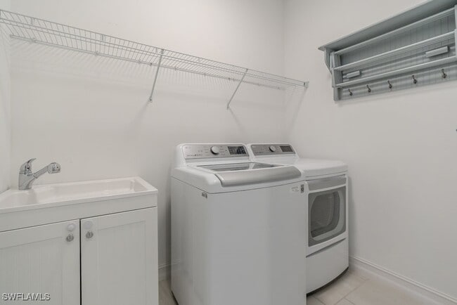 Building Photo - 16374 Barclay Ct