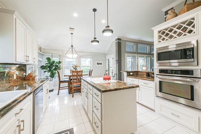 Building Photo - 19118 Polo Meadow Dr