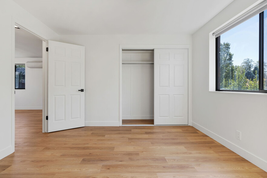 Building Photo - 1016 E 900 S