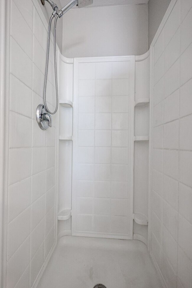 Building Photo - COMING SOON!! Beautiful 4Bed/2.5 bath In San Tan Valley