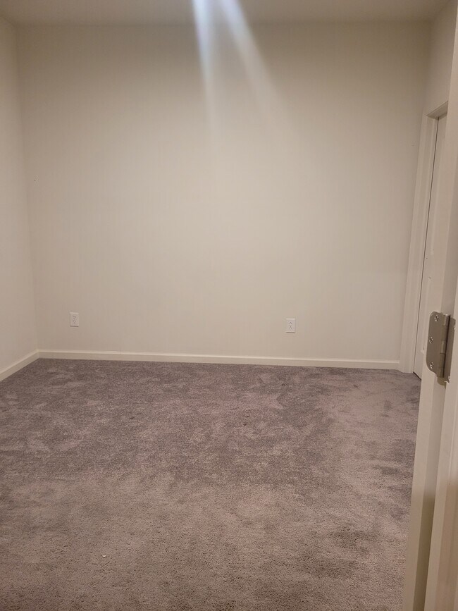 Building Photo - 13228 Caterwood Cir