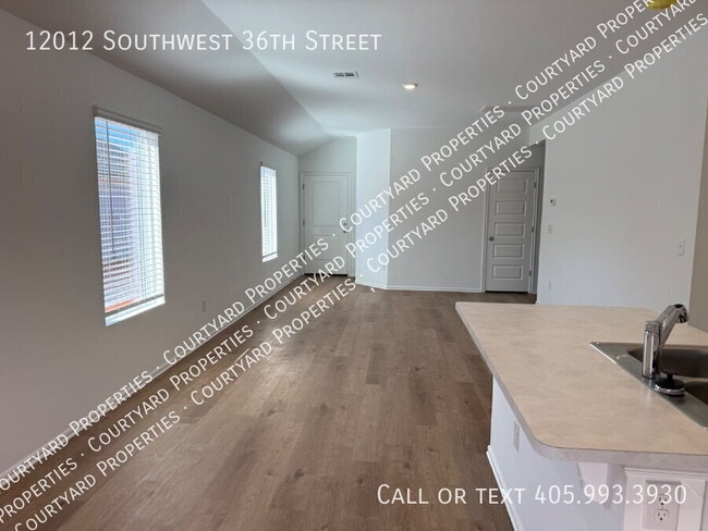 Building Photo - 12012 SW 36th St