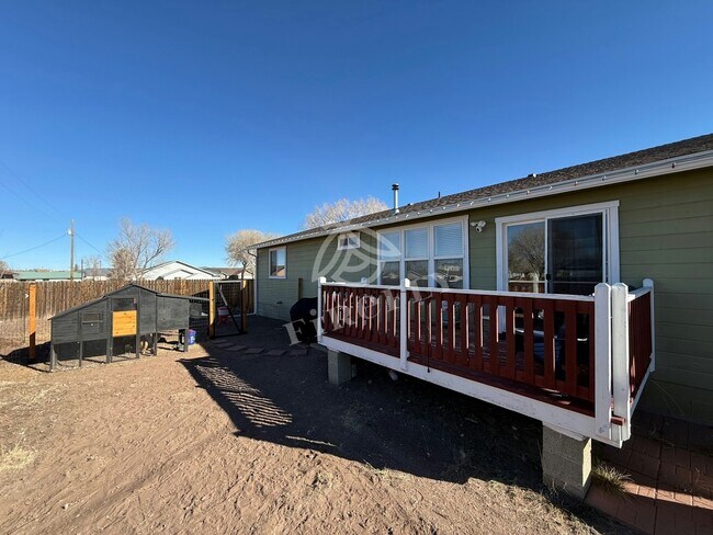 Building Photo - 844 Tori Cir