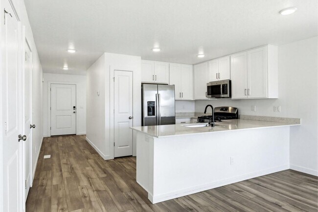 Building Photo - Stunning 4-Bed Home with 3-Car Garage in Cirrus Pointe – Caldwell