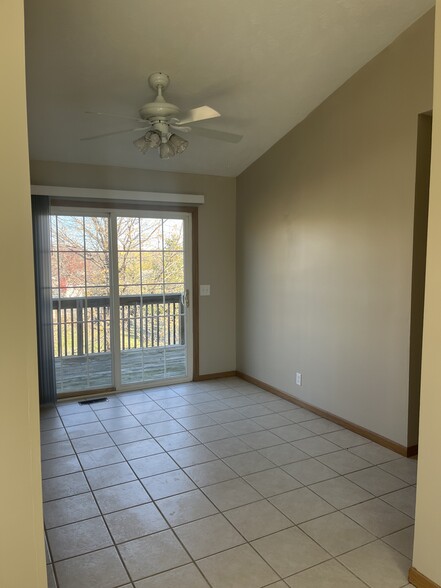 Dining Room - 300 W Benton St