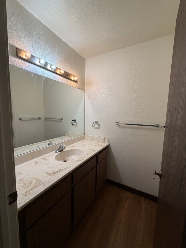 Building Photo - Spacious 2 Bed, 1.5 Bath Condo w/Carport - Outdoor Pool in Summer (Long Term Rental)