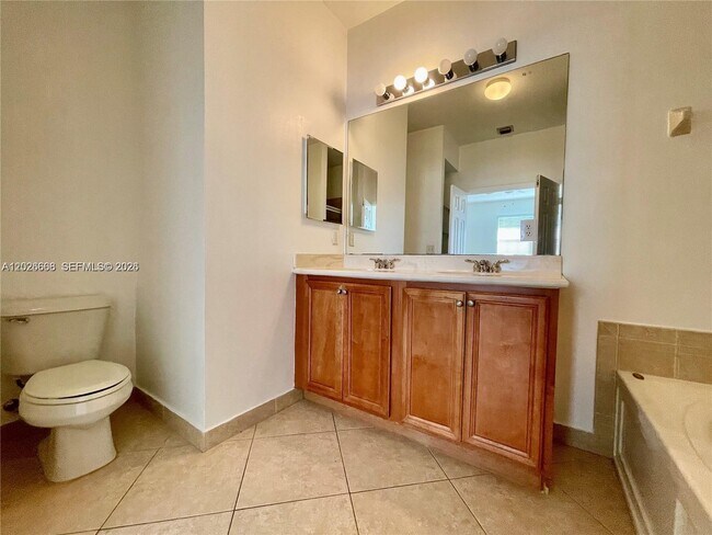 Building Photo - 4304 SW 131st Ln