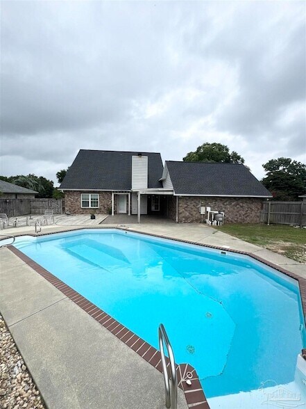 Building Photo - 3019 Keats Dr