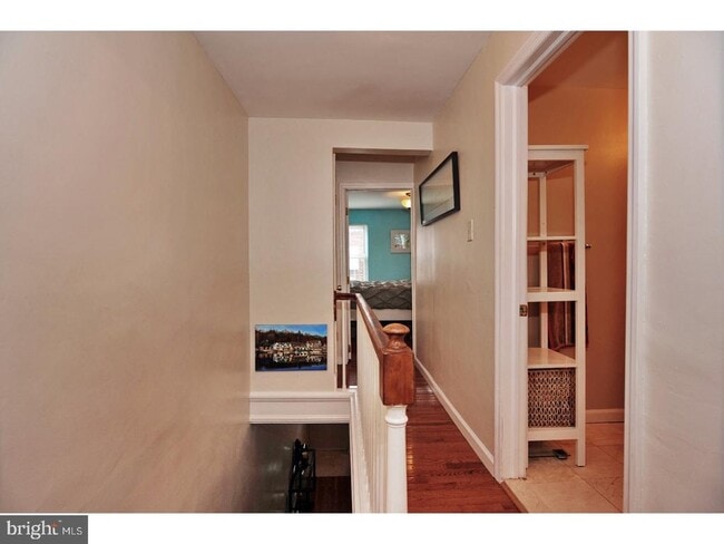 Building Photo - 728 S Smedley St