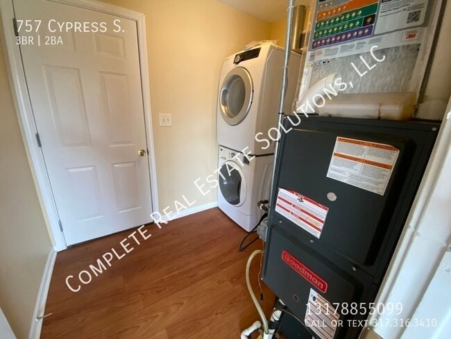 Building Photo - 757 Cypress S