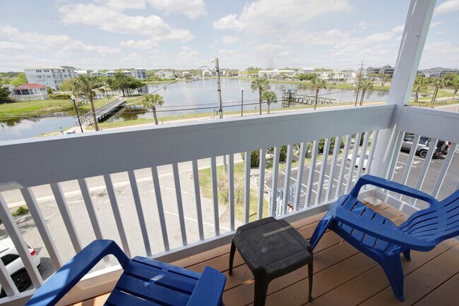 Building Photo - 608 Carolina Beach Ave S