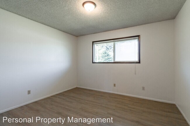 Building Photo - 3 br, 1 bath House - 515 Woodside Terrace