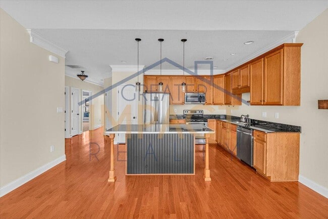 Building Photo - 810 Klondike Way