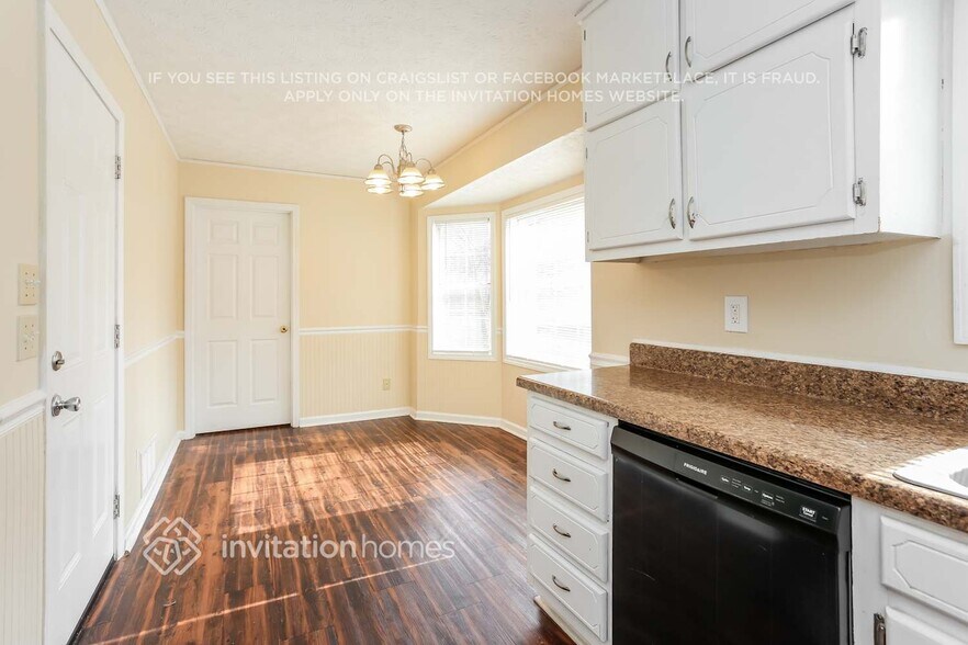 Building Photo - 75 Autumn Cove
