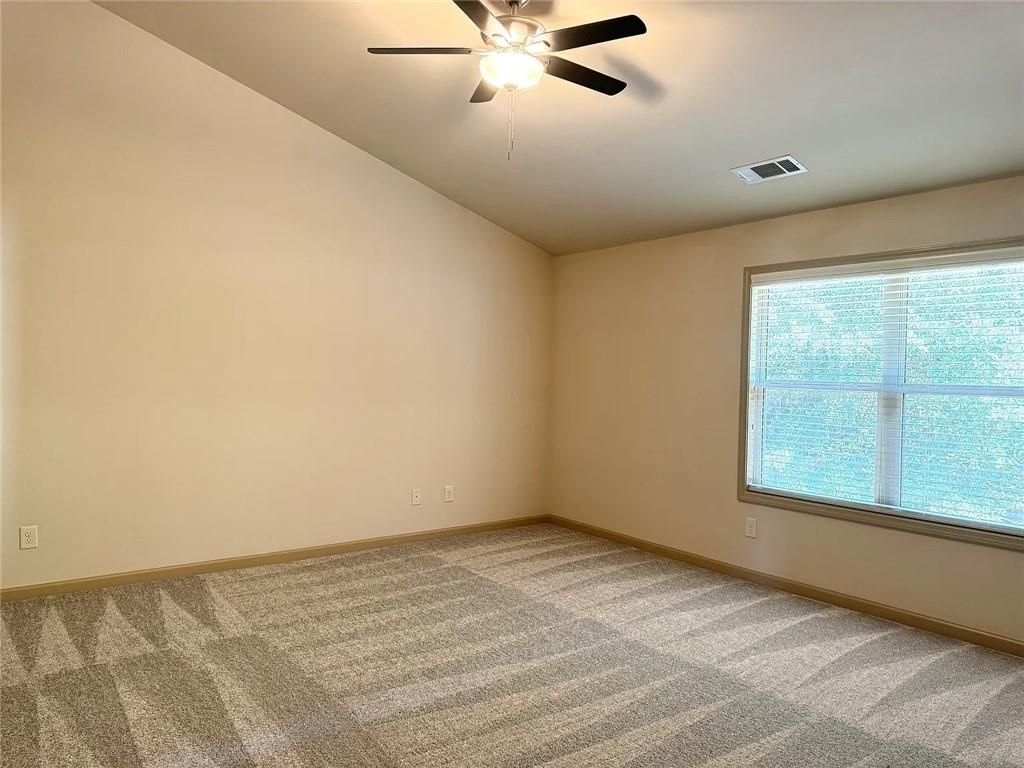 Building Photo - 3238 Sag Harbor Ct NE