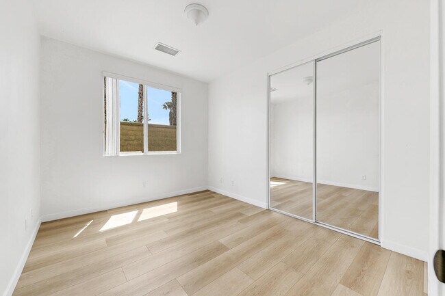 Building Photo - 81441 Avenida Gonzales