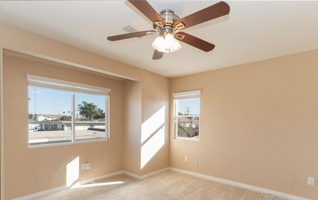 Building Photo - Imperial Beach -  Beautiful 4 bedrooms and...