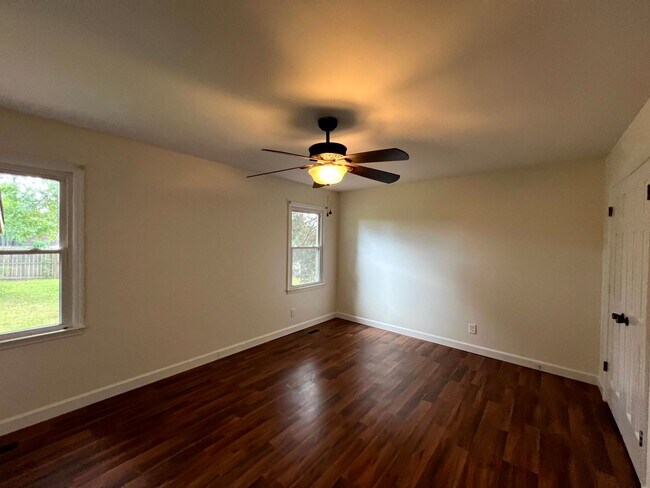 Building Photo - 1133 Paddington Pl