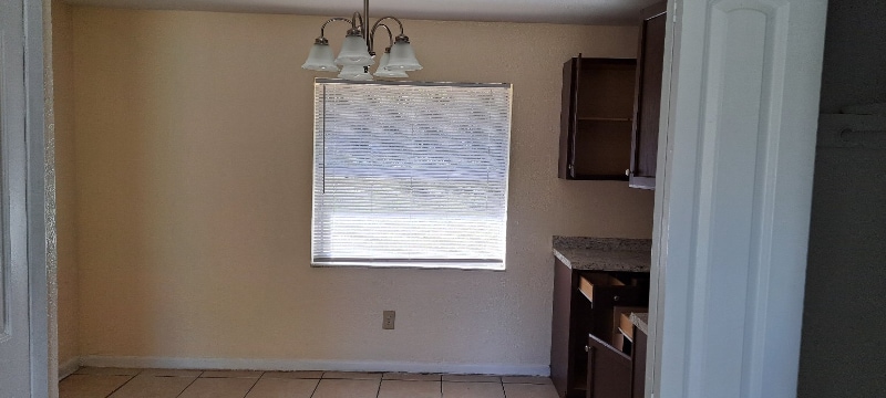 Building Photo - 812 Longview Ave