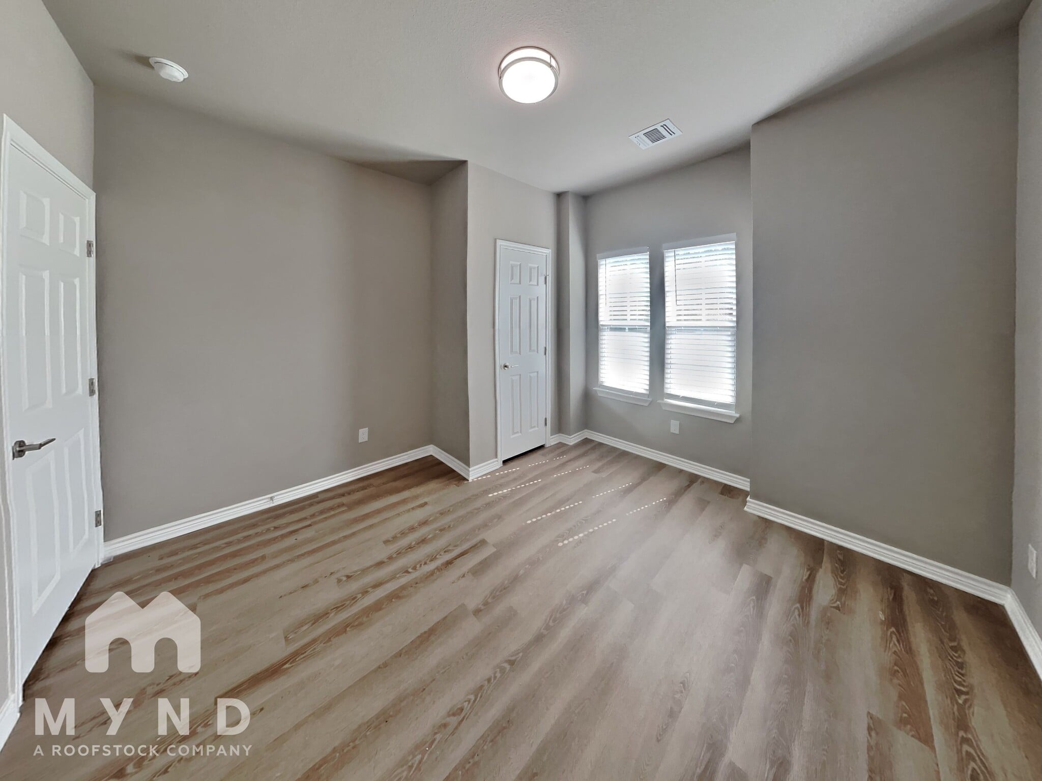 Building Photo - 5621 Van Horn Dr