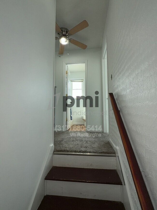 Building Photo - 635 Phaeton Pl