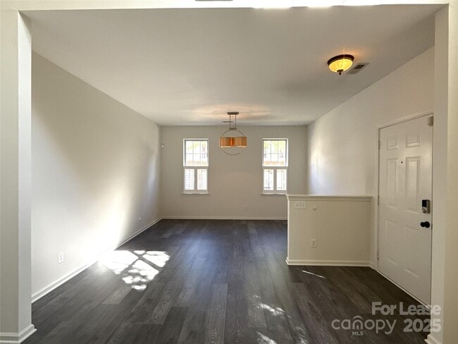 Building Photo - 10777 Essex Hall Dr