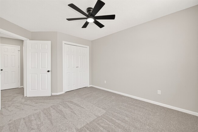 Building Photo - 4906 Pleasure Lake Ln