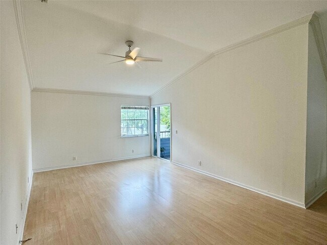 Building Photo - 5361 Buckhead Cir