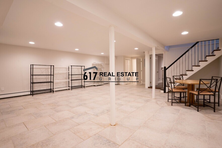 Building Photo - 40 Puddingstone Ln