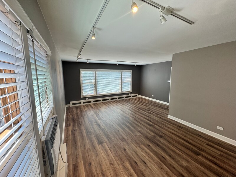 Building Photo - 2241 S 17th Ave