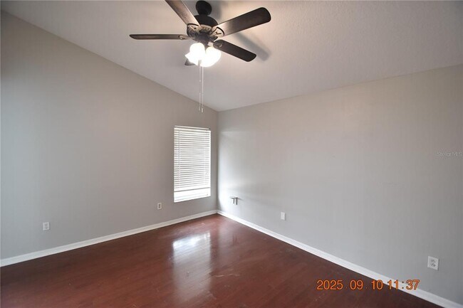 Building Photo - 12913 Lake Vista Dr