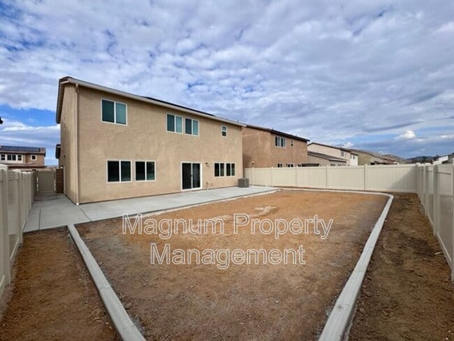 Building Photo - 31343 Autumn Blaze Dr