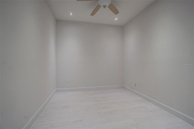 Building Photo - 31912 Turkeyhill Dr