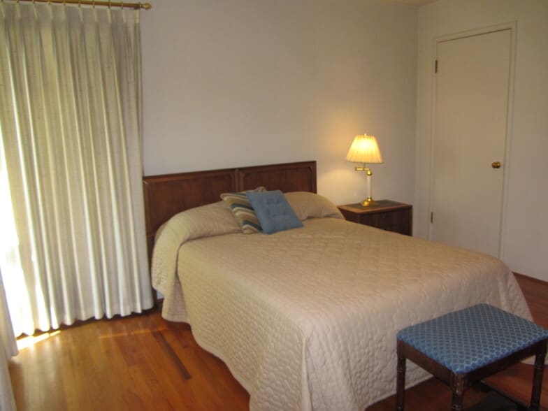 Building Photo - 1220 W Mendocino Ave