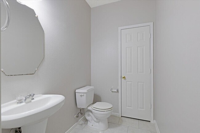 Building Photo - 4810 Vintage Grove Ct
