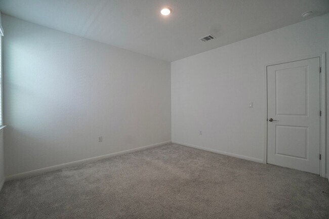 Building Photo - 1610 Iberville Dr