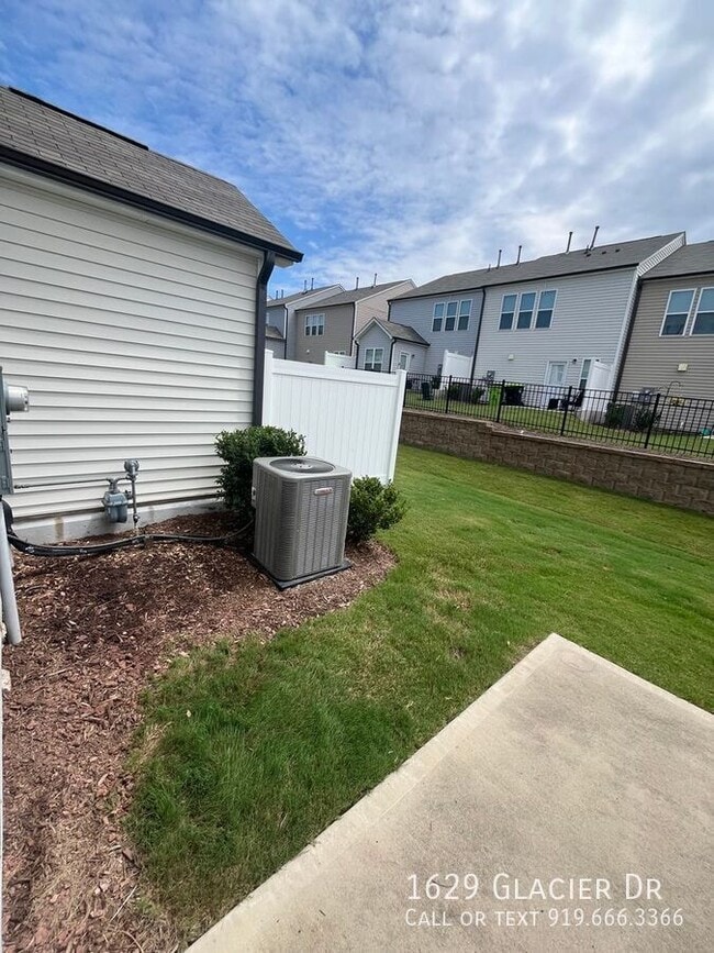 Building Photo - 1629 Glacier Dr