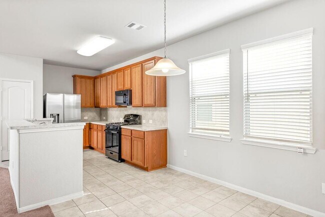 Building Photo - 2923 Palm Oaks Trail