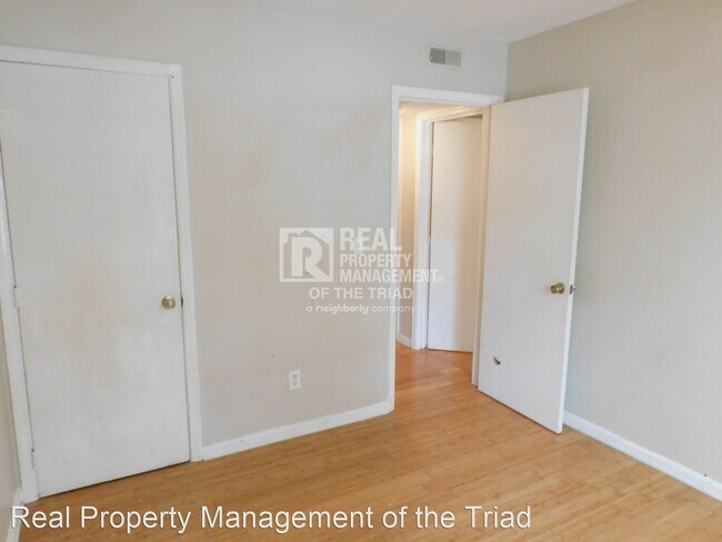 Building Photo - 2 br, 1 bath House - 4312-A Edith Lane