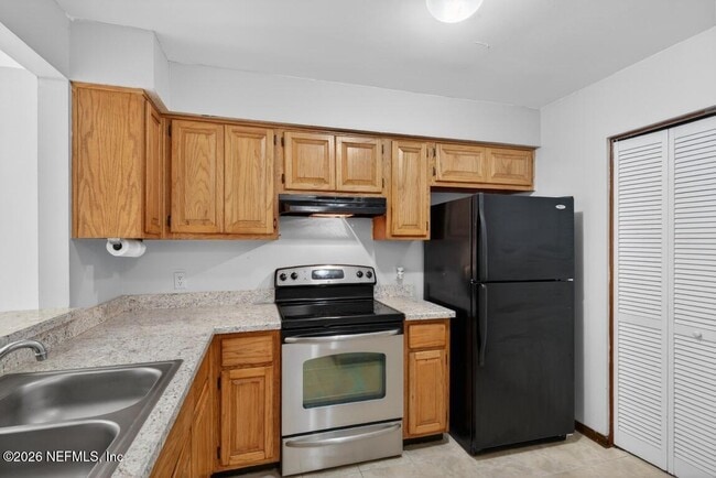 Building Photo - 4482 Melissa Ct W