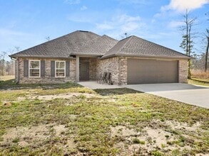 Building Photo - 131 Landrum Rd
