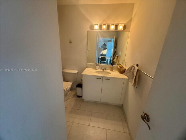 Building Photo - 133 NE 2nd Ave