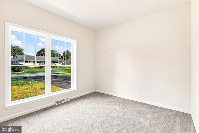 Building Photo - 34121 Juniper Dr