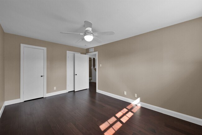 Building Photo - 416 Milwaukee St