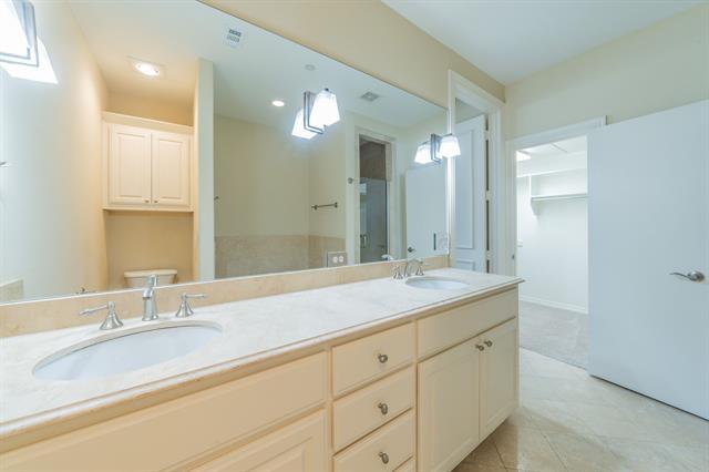 Building Photo - 4148 Grassmere Ln