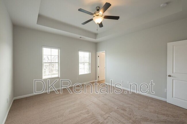 Building Photo - 2182 Talmai Dr