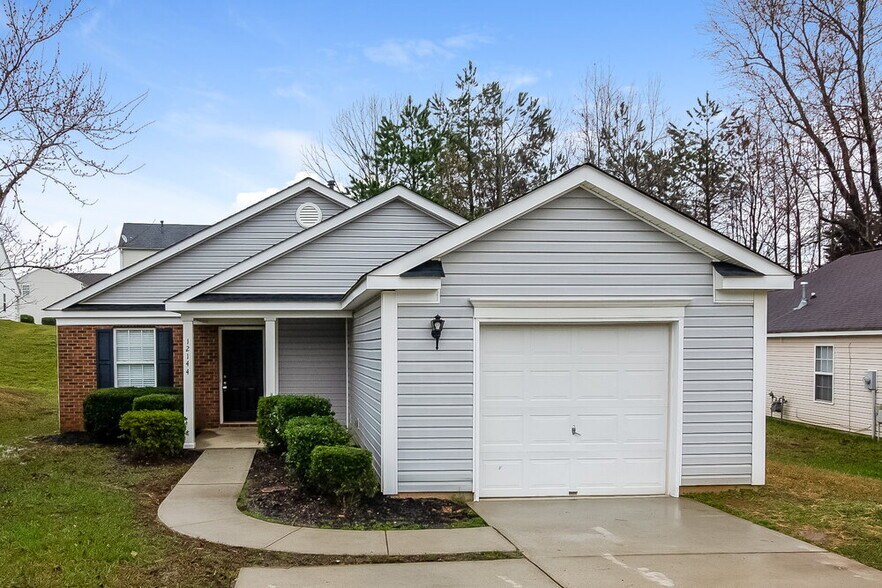 Primary Photo - 12144 Stewarts Crossing Dr